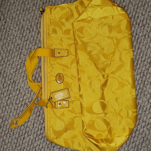 Large COACH tote - Picture 4 of 5